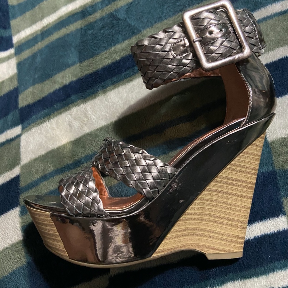 Metallic Wedges - Picture 4 of 5